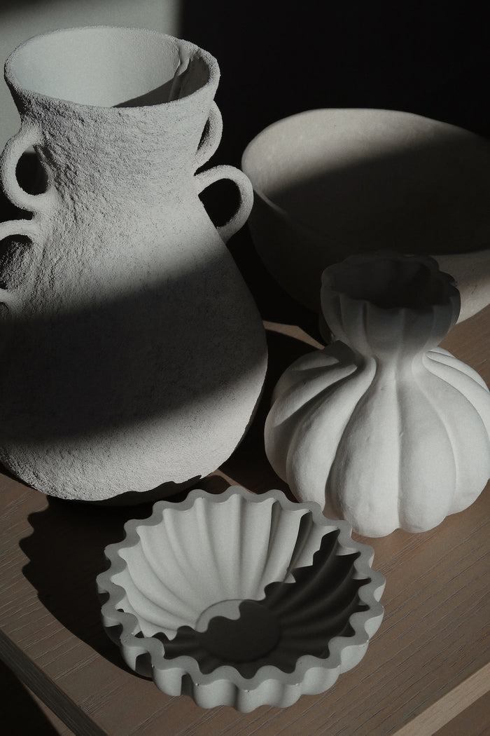 Atzaro Ruffle Concrete Bowl