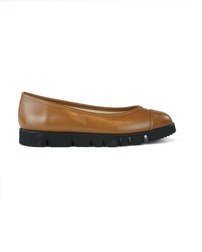 Daphne Praline Leather