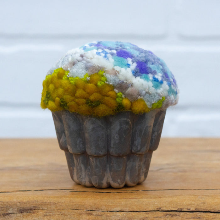 Double Decker Jell-O Tin Puff | Blue, Purple + Ochre