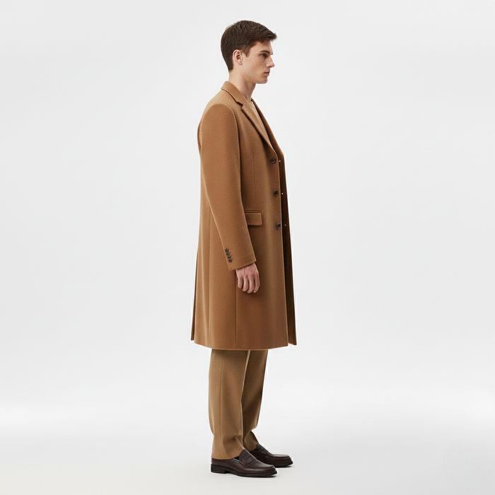 Elegant and functional men's jacket in beige