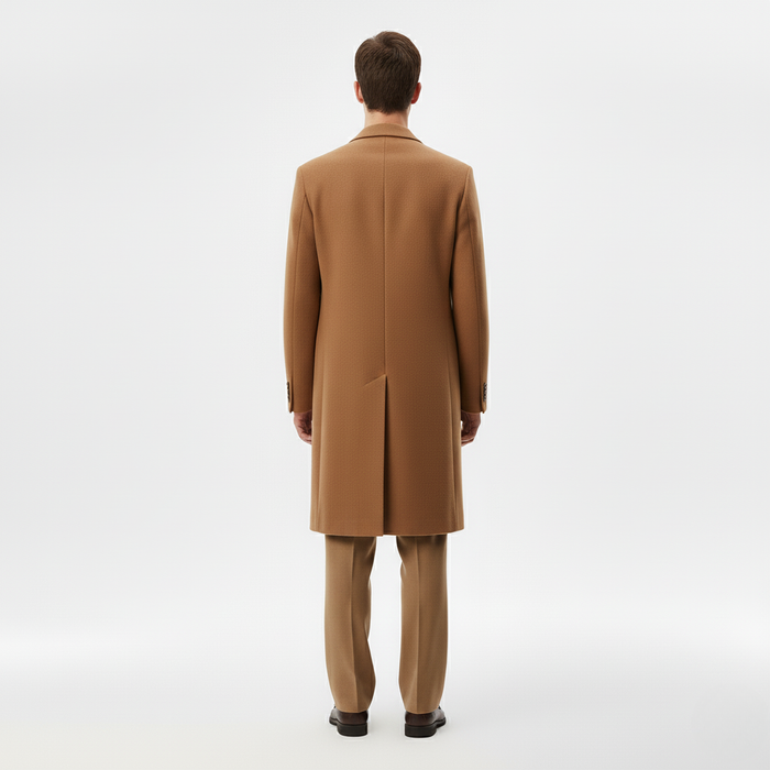 Elegant and functional men's jacket in beige