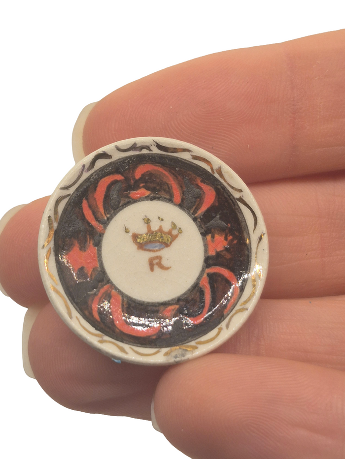 Elizabeth Chambers ‐ Handmade Pottery Plate Handpainted Royal Design