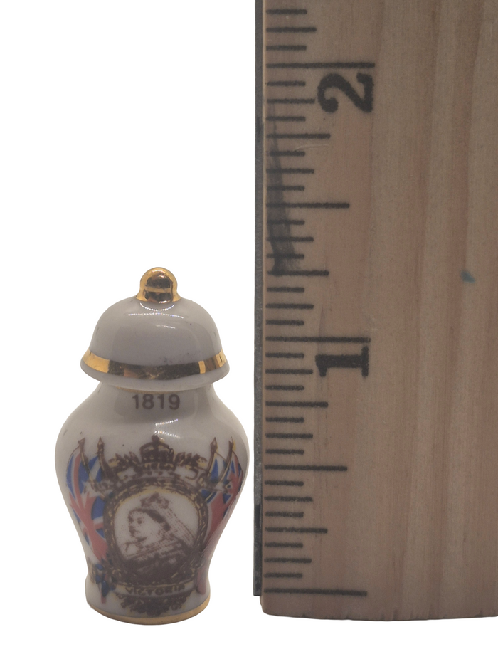 English RM – Porcelain Urn w/ Queen Victoria and British Flag Imagery