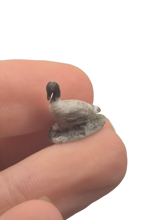 Ginger – Handsculpted Ceramic Duck Handpainted