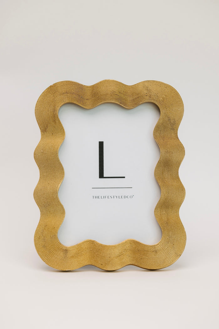 Gwenyth Wavy Frame - Gold