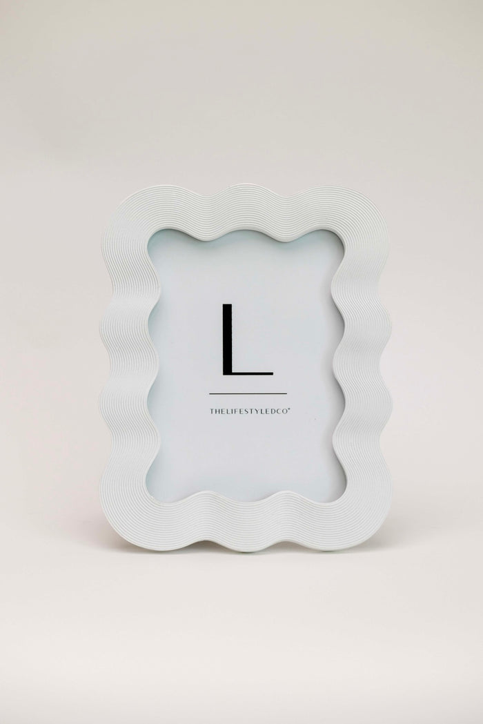 Gwenyth Wavy Frame - White