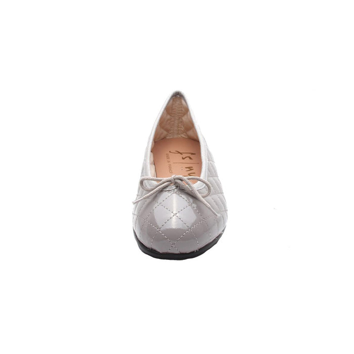 Helium Lt. Grey Patent