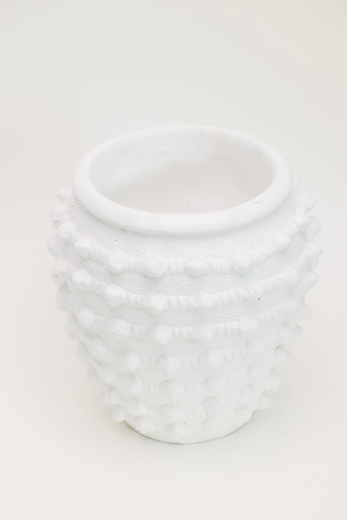 Inaya Textured Planter