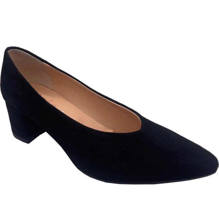 Kelly Black Suede