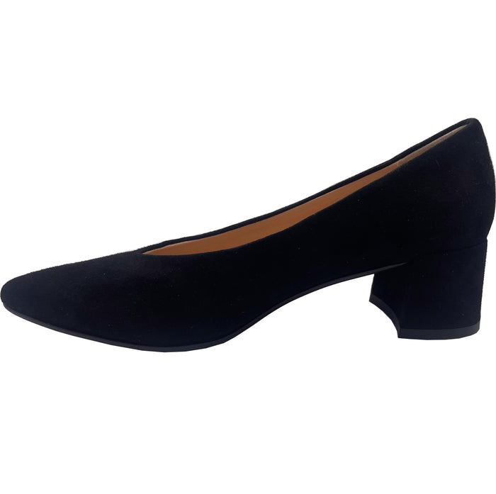 Kelly Black Suede