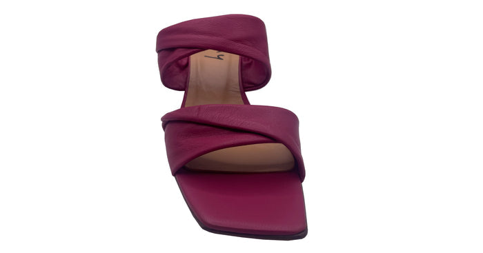 Lily Fuchsia Leather