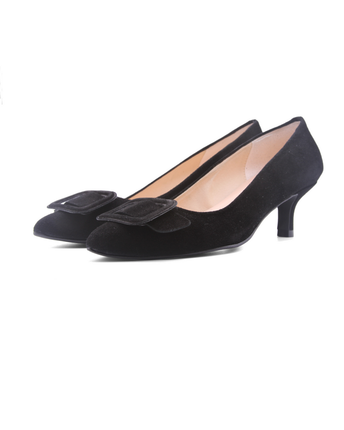 Robin Black Suede