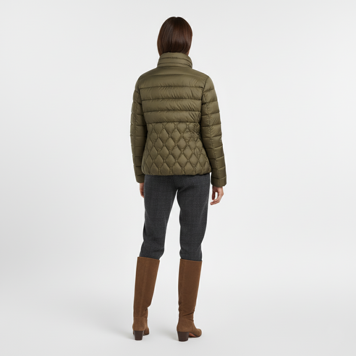 Stylish and warm women's jacket in green