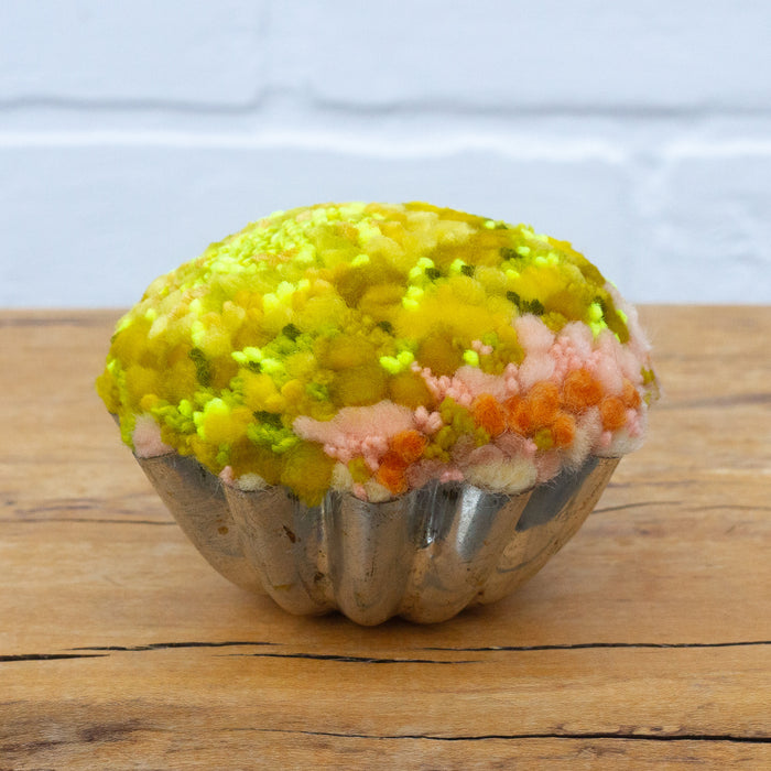 Vintage Tart Tin Puff | Neon + Peaches