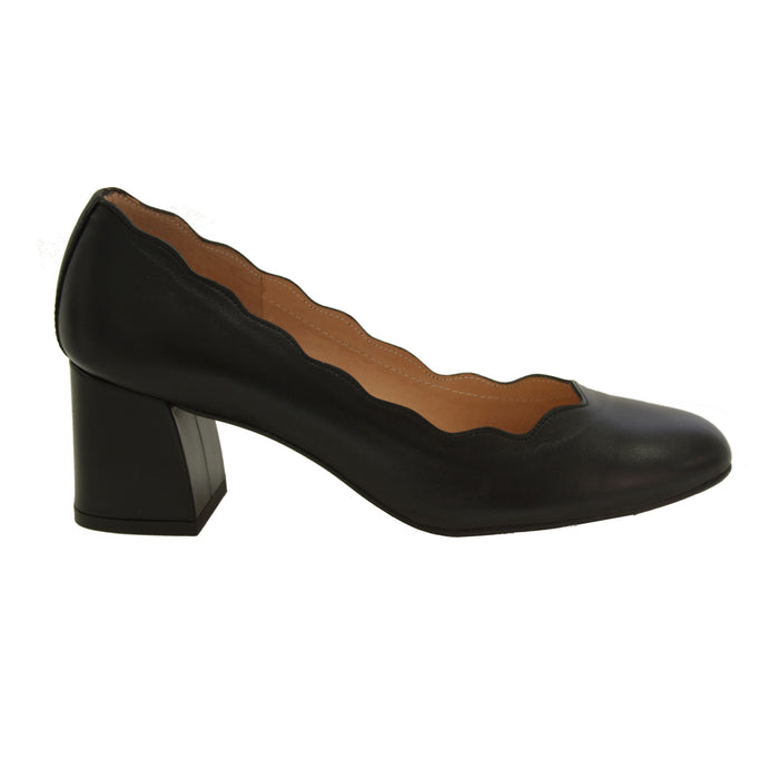 Wave Black Leather